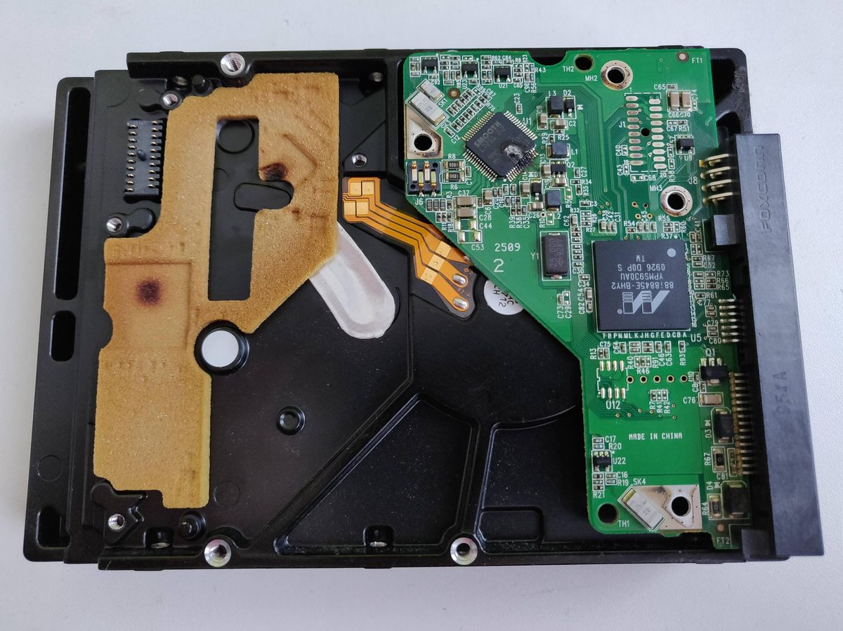 Carte Electronique Disque Dur Panne - illustration 4