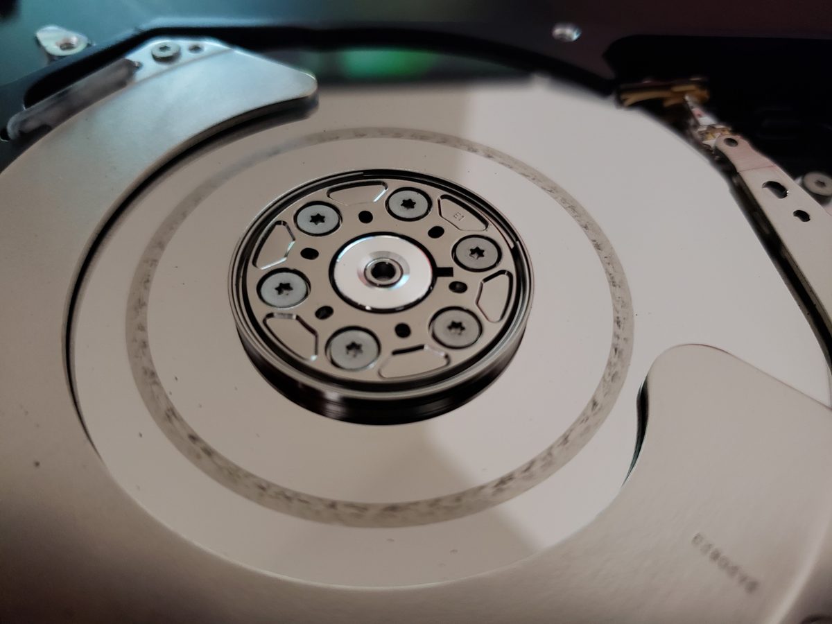 Ouverture Disque Dur Salle Blanche - illustration 3