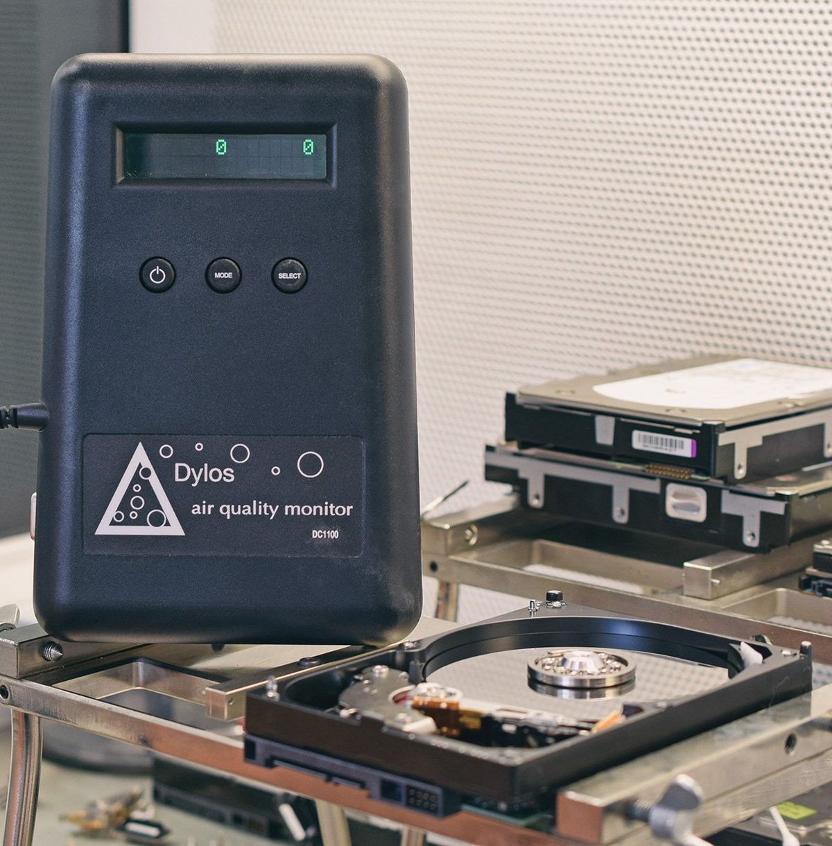 Tuto YouTube récupération disque dur - compteur de particules en salle blanche